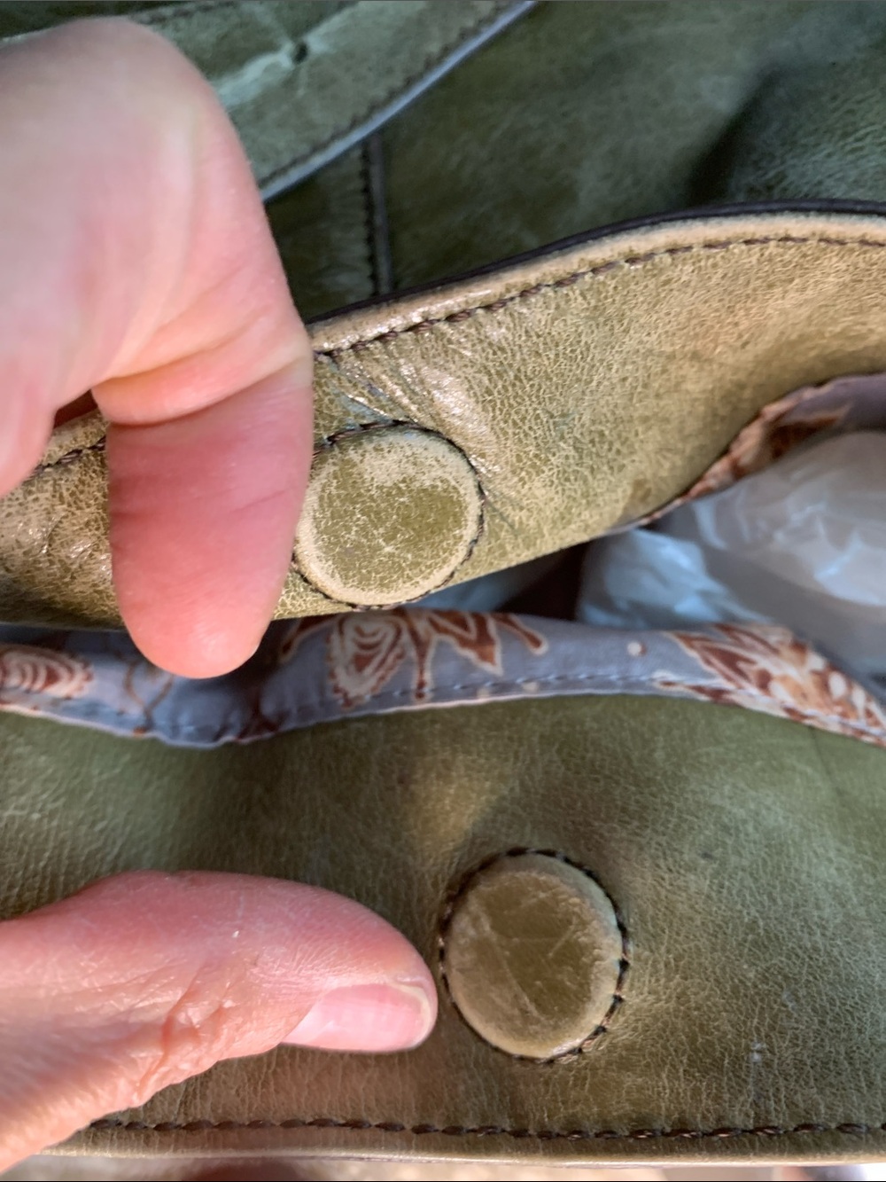 HOBO Render Olive Green Leather Shoulder Bag - Picture 12 of 15